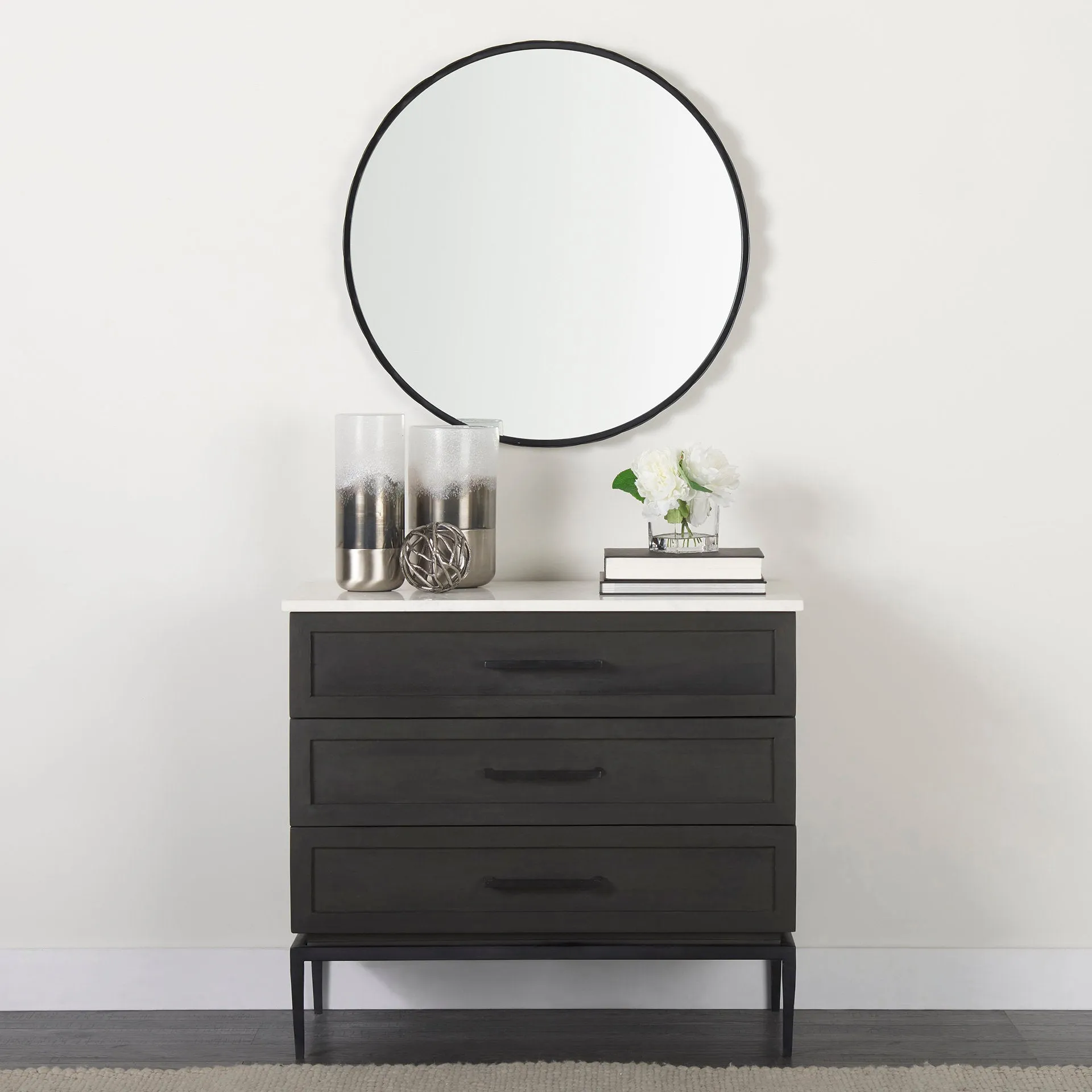 Baltic II Large White Brushed Silver Metal Bottom