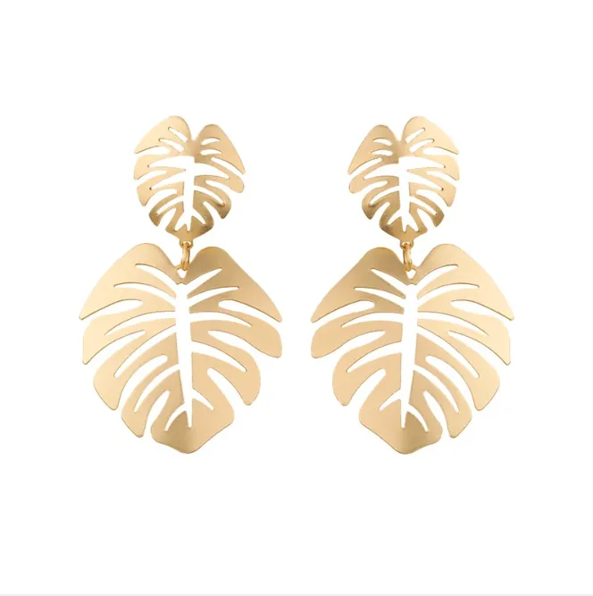 Candy-colored romantic openwork leaf-shaped exquisite fashion earrings