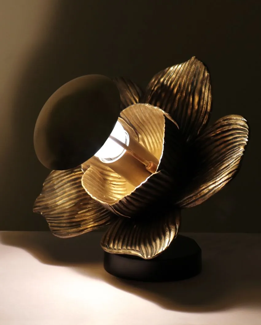Celeste Flower Table Lamp | 11 x 9 inches