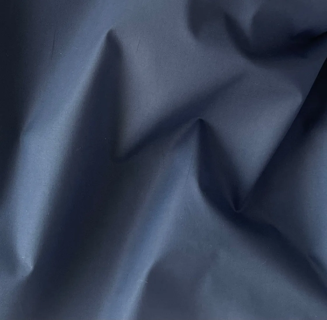 Crisp Midnight Sky Stretch Cotton Shirting (Made in Italy)