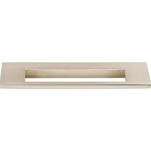 Europa Cut Out Tab Pull