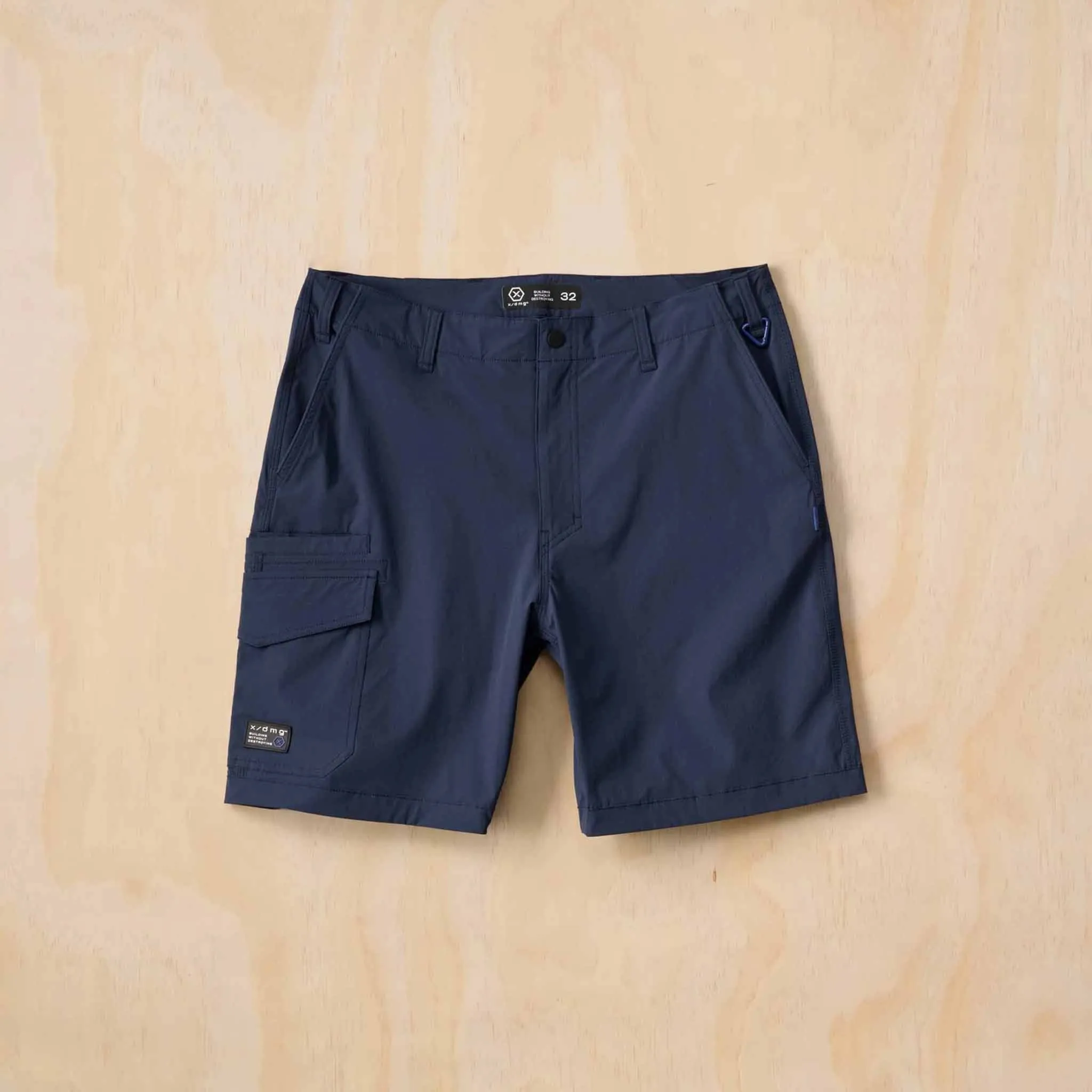 LIGHTWEIGHT NYLON SHORTS - X21