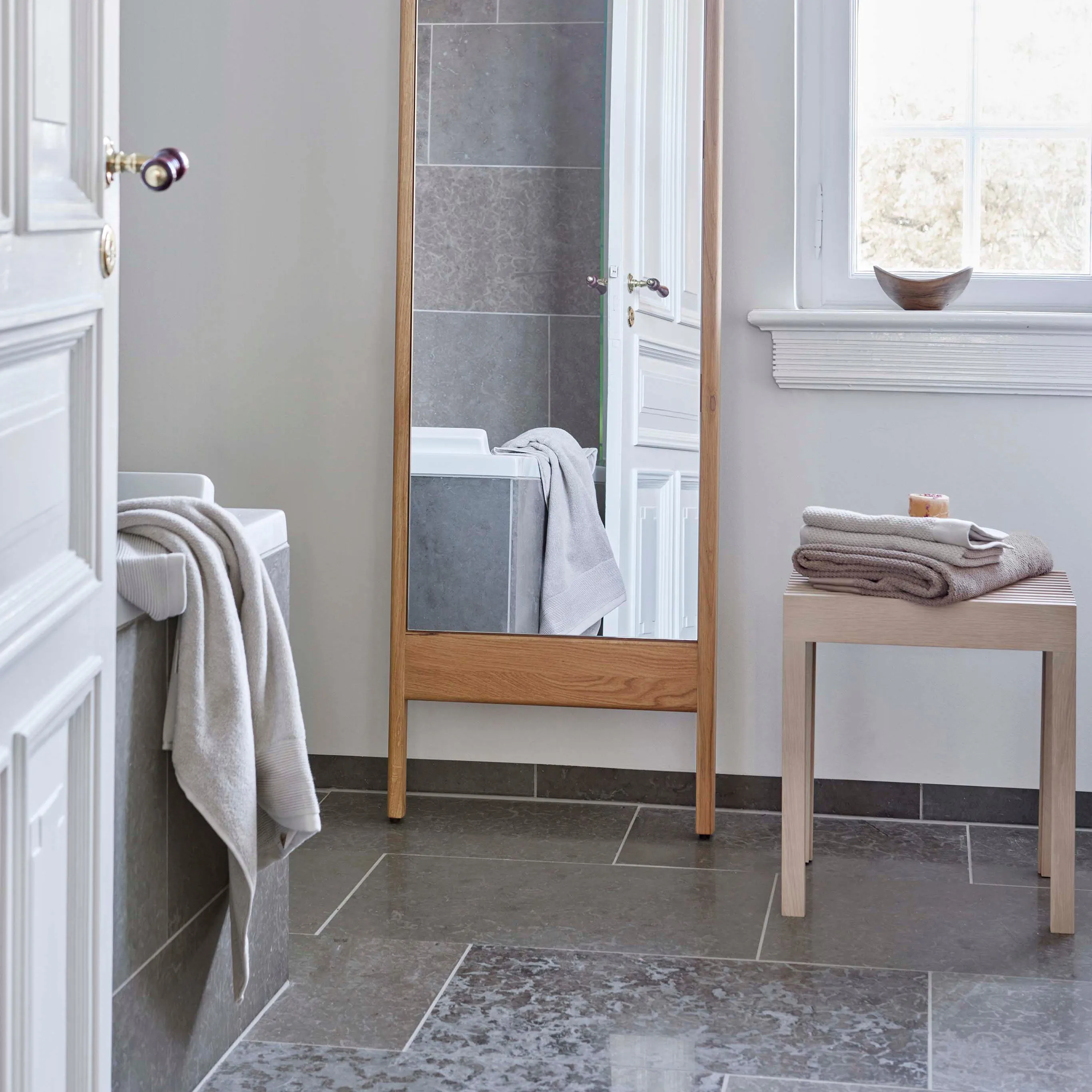 Lightweight Stool