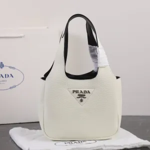 PD295 Leather Mini Bag / 7.1x6.1x3.9inch