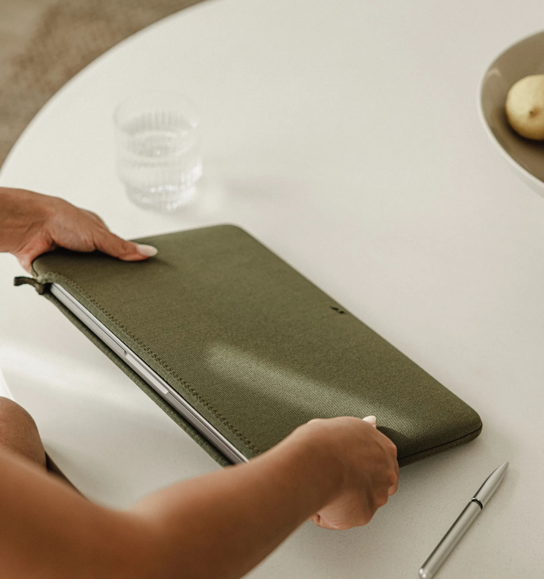 Rushfaster Laptop Sleeve For 16" MacBook Pro 2021