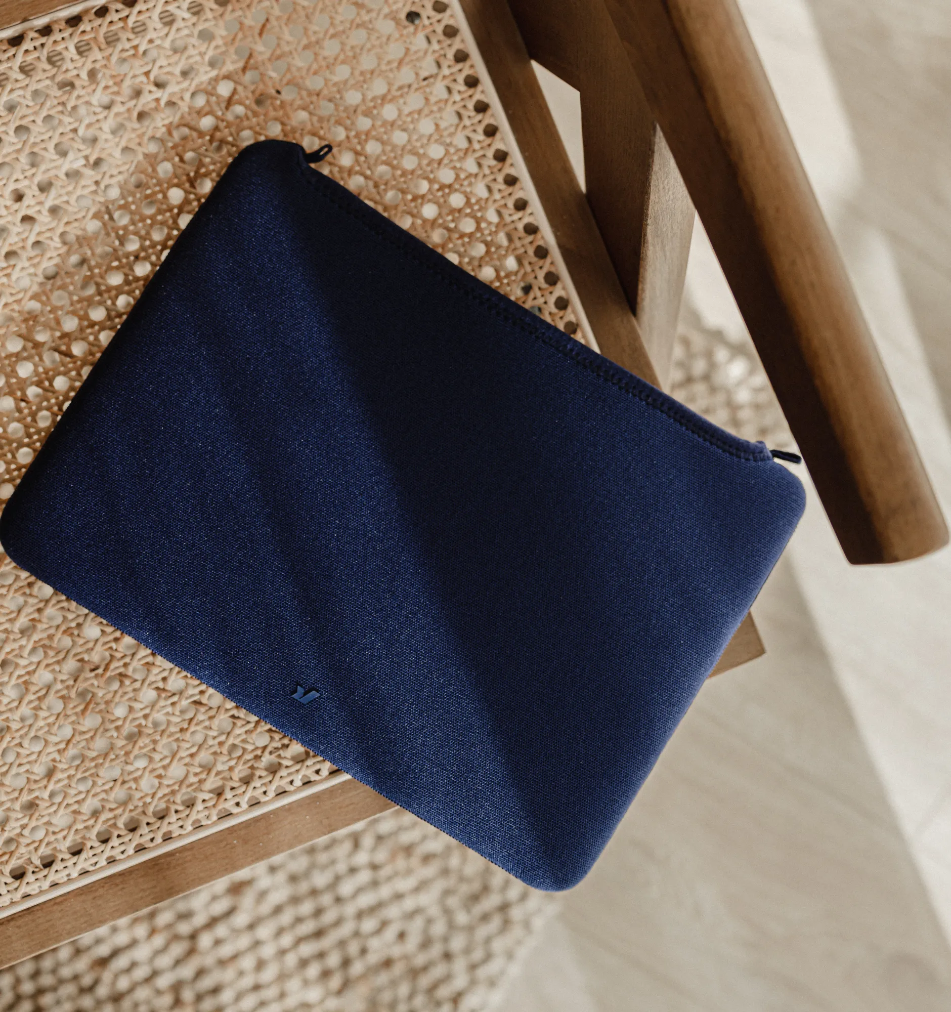 Rushfaster Laptop Sleeve For 16" MacBook Pro 2021
