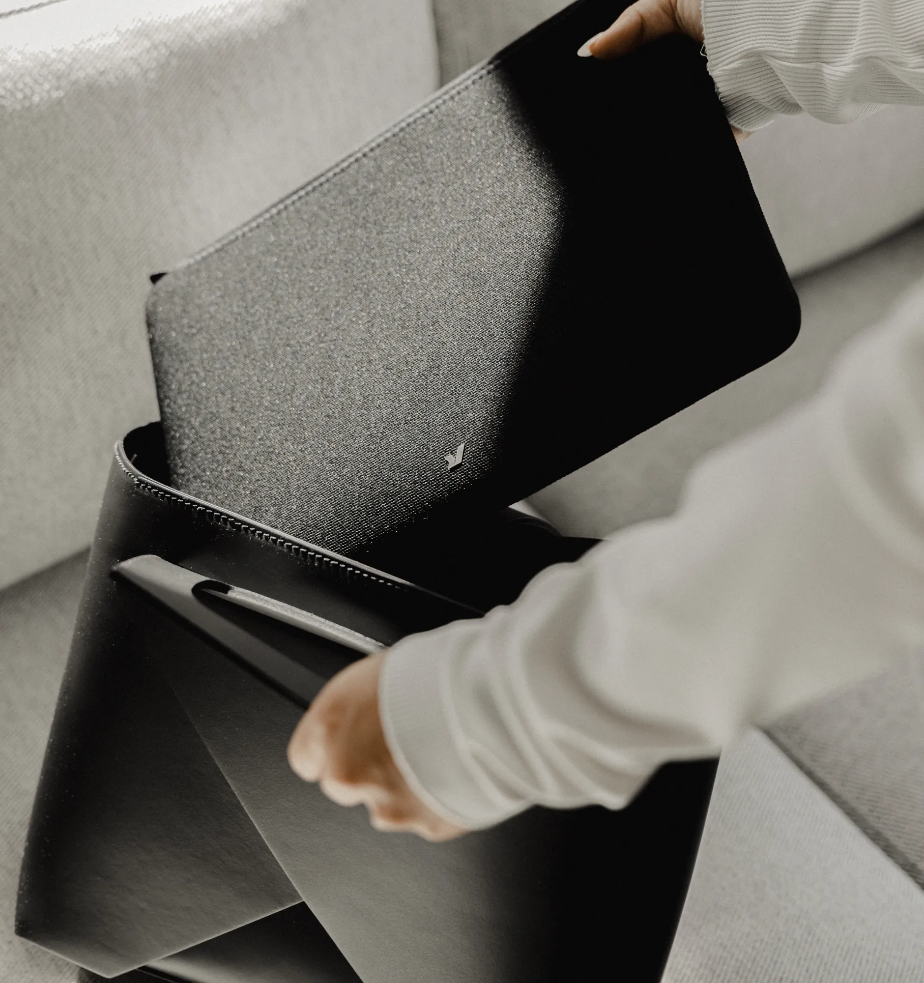 Rushfaster Laptop Sleeve For 16" MacBook Pro 2021