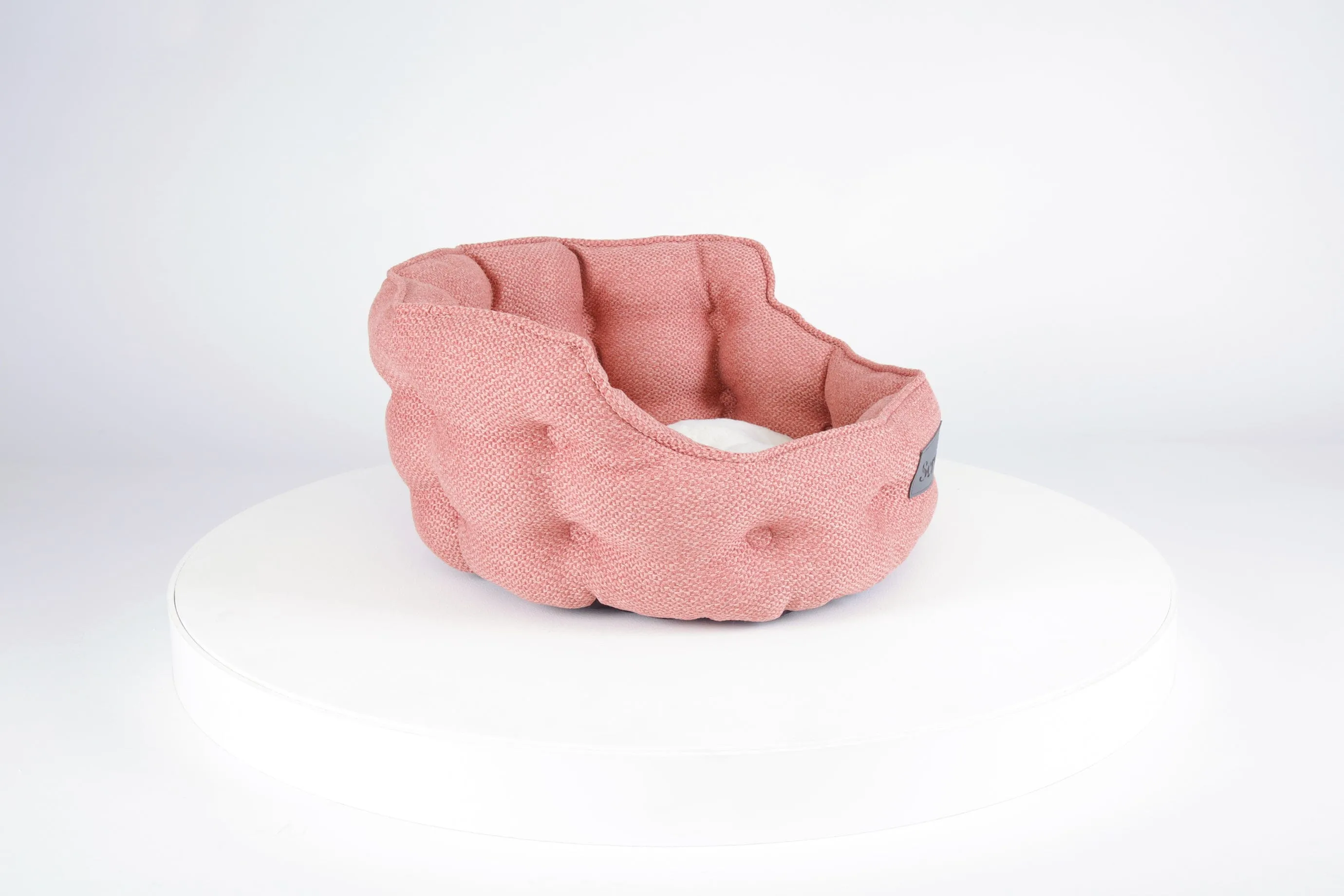 Seattle Cat Bed - Coral Pink