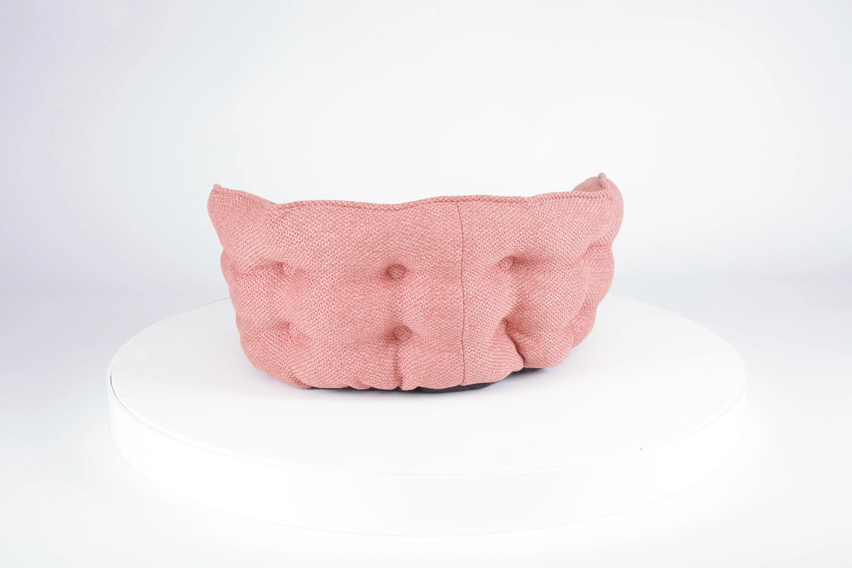Seattle Cat Bed - Coral Pink