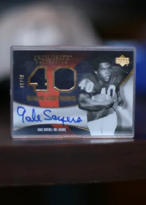 Signed Trading Card Gale Sayers #40 Exquisite Collection Upper Deck