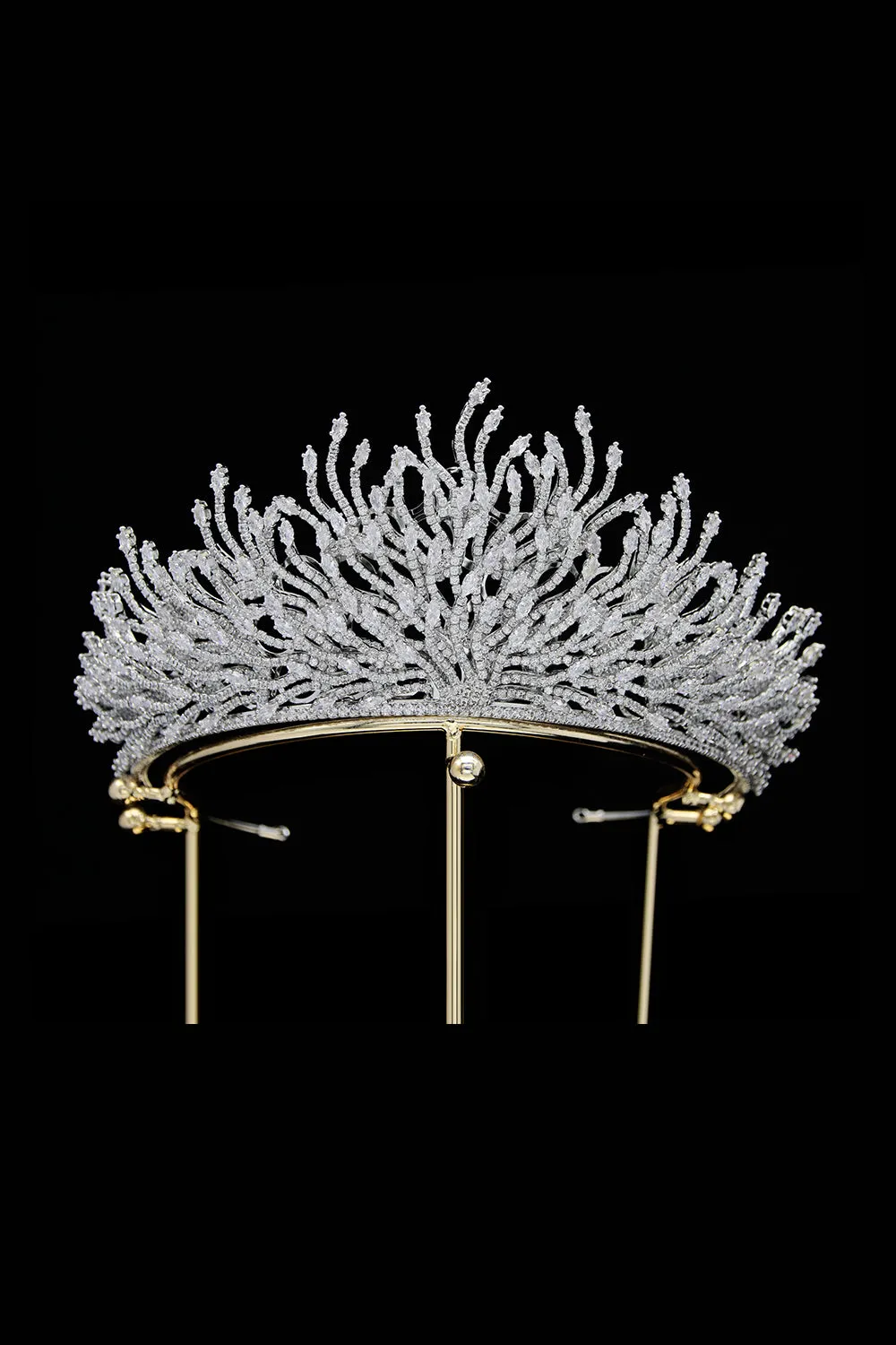 Silver Feather Shaped Zirconia Crown