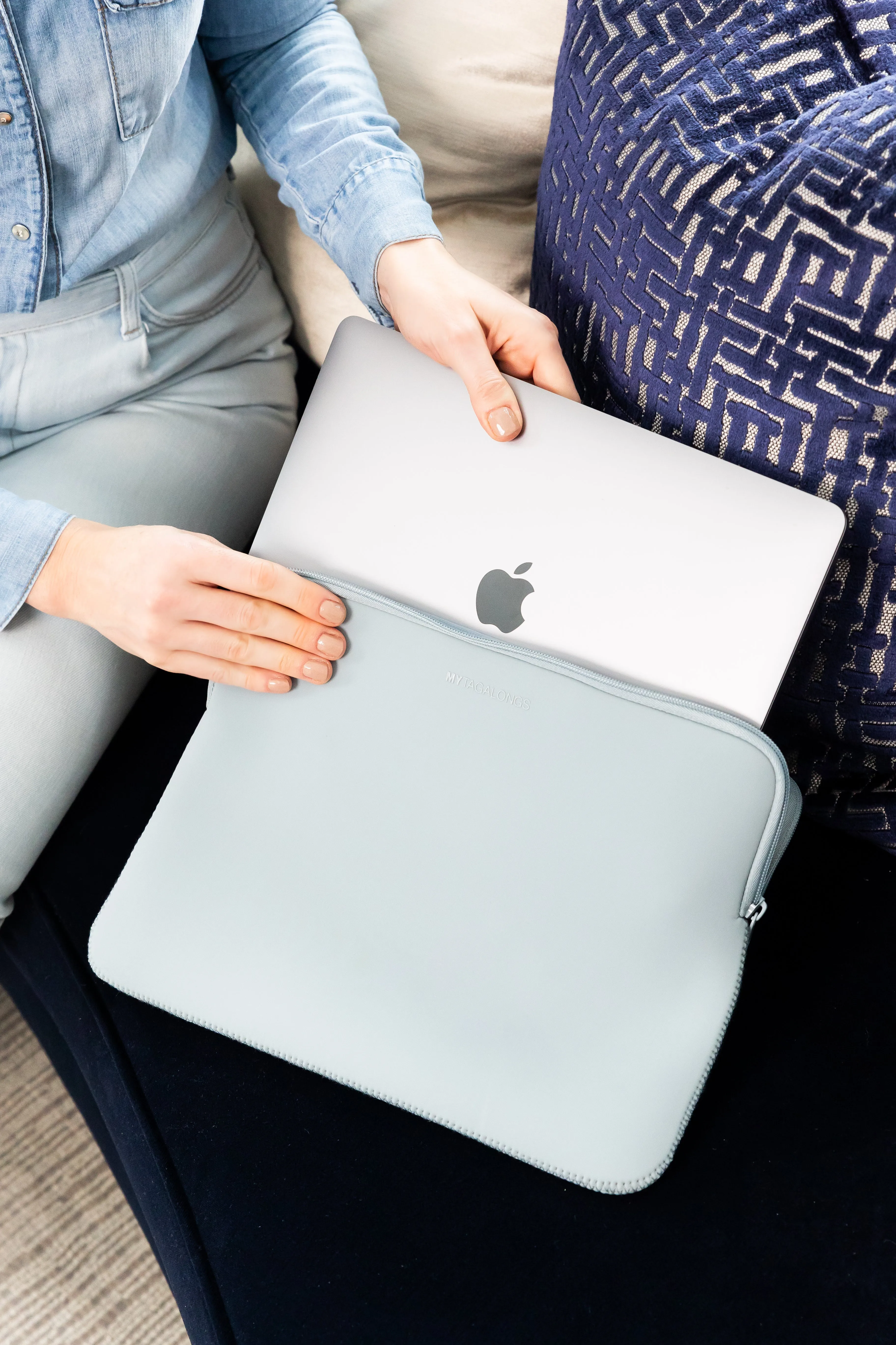 THE LAPTOP SKIN - SOFT PINK