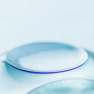 Ultrathin Lightweight Lens