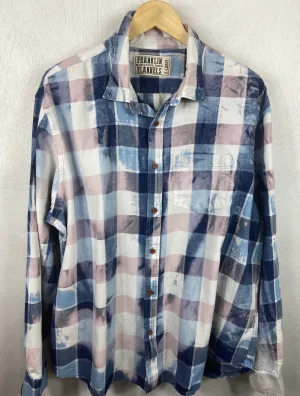 Vintage Navy, Light Blue, Lavender and White Lightweight Cotton Size XL