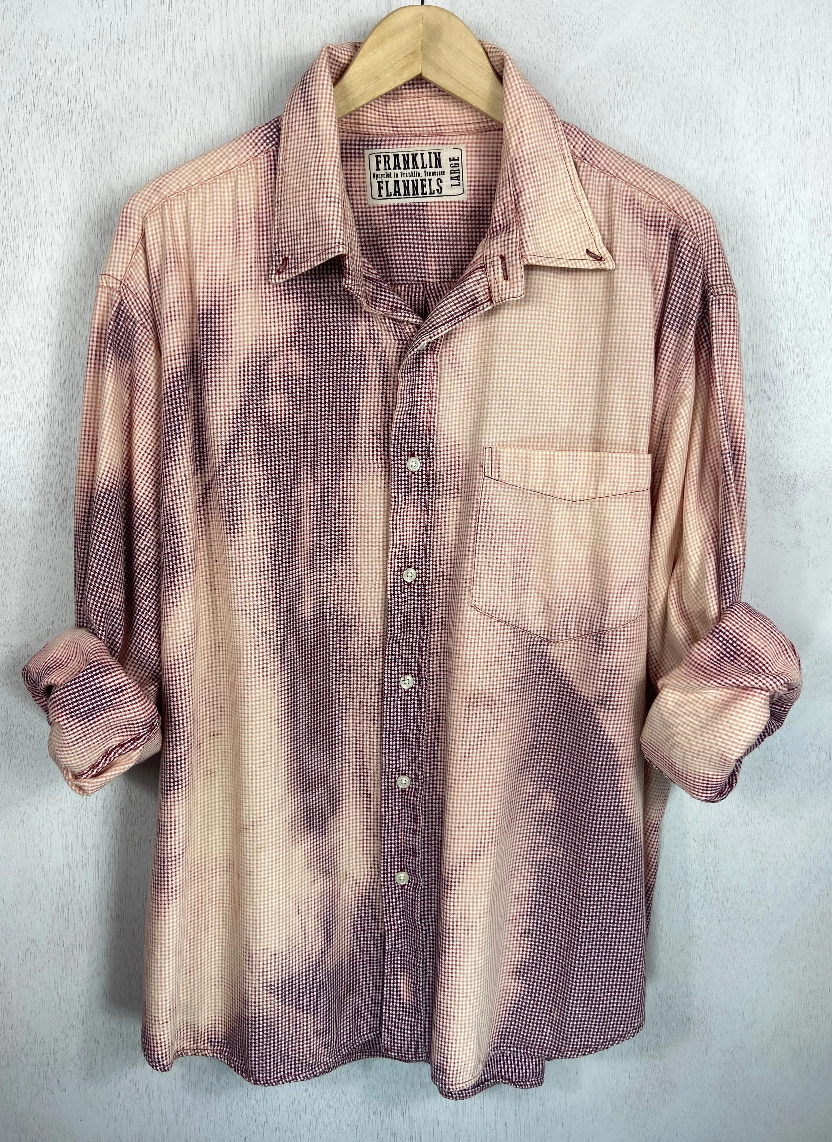 Vintage Peach and Burgundy Lightweight Cotton Size Large