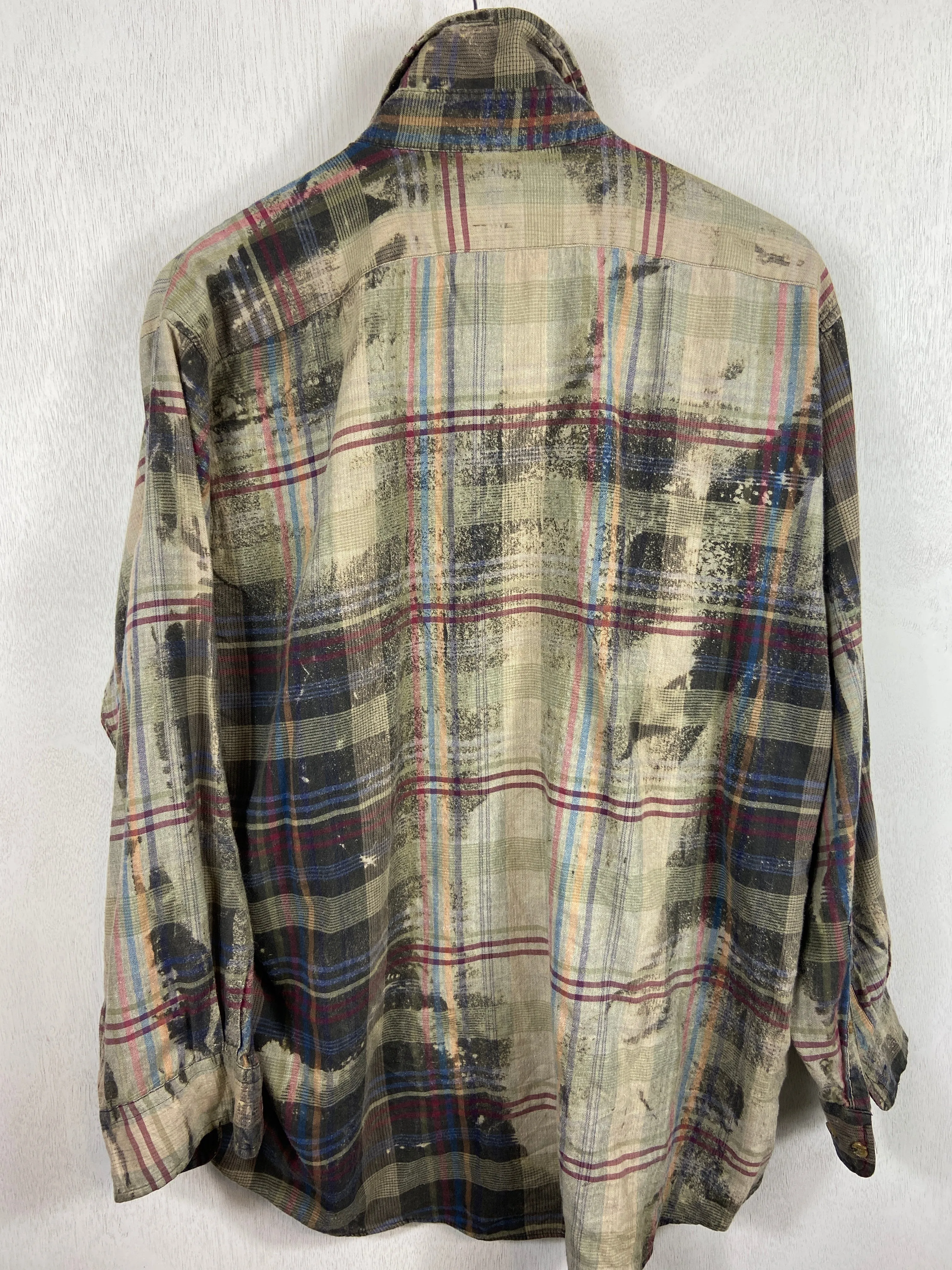 Vintage Taupe, Burgundy, and Blue Lightweight Cotton Size XL