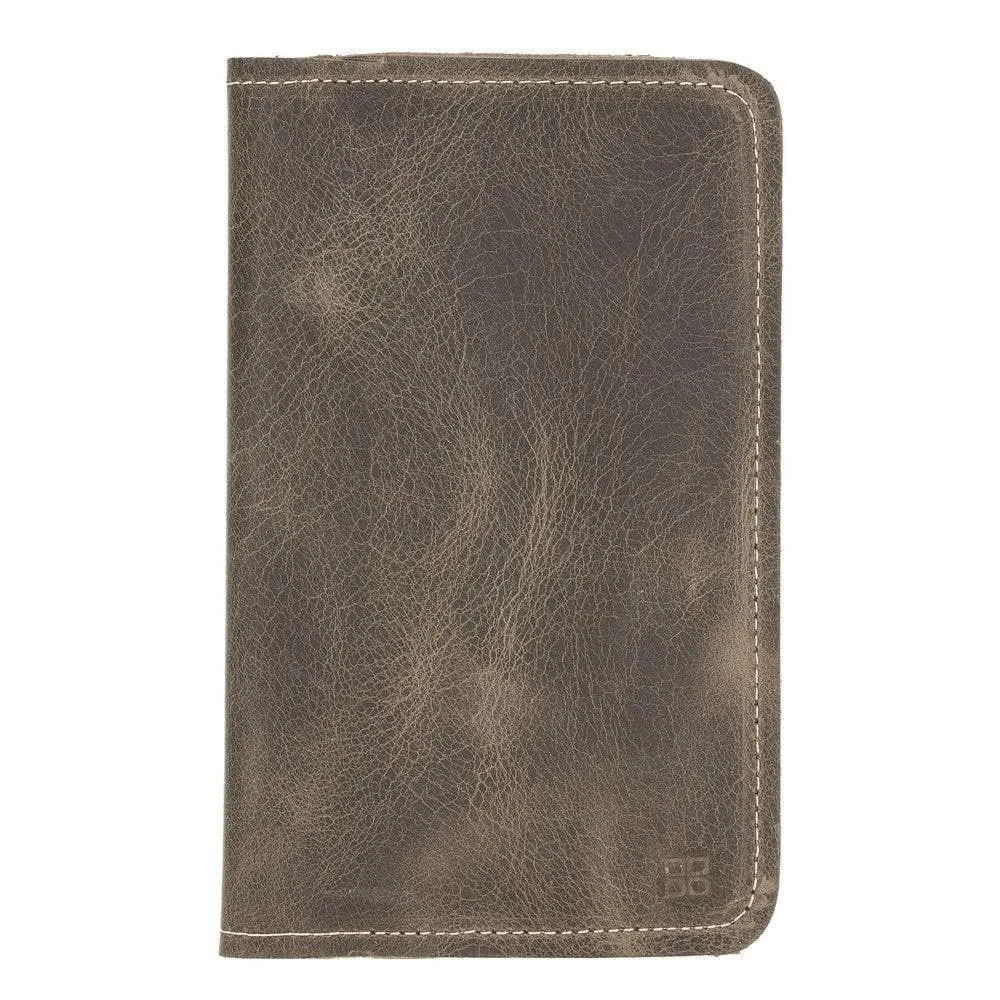 Voyager Leather Passport Wallet, Roma Brown