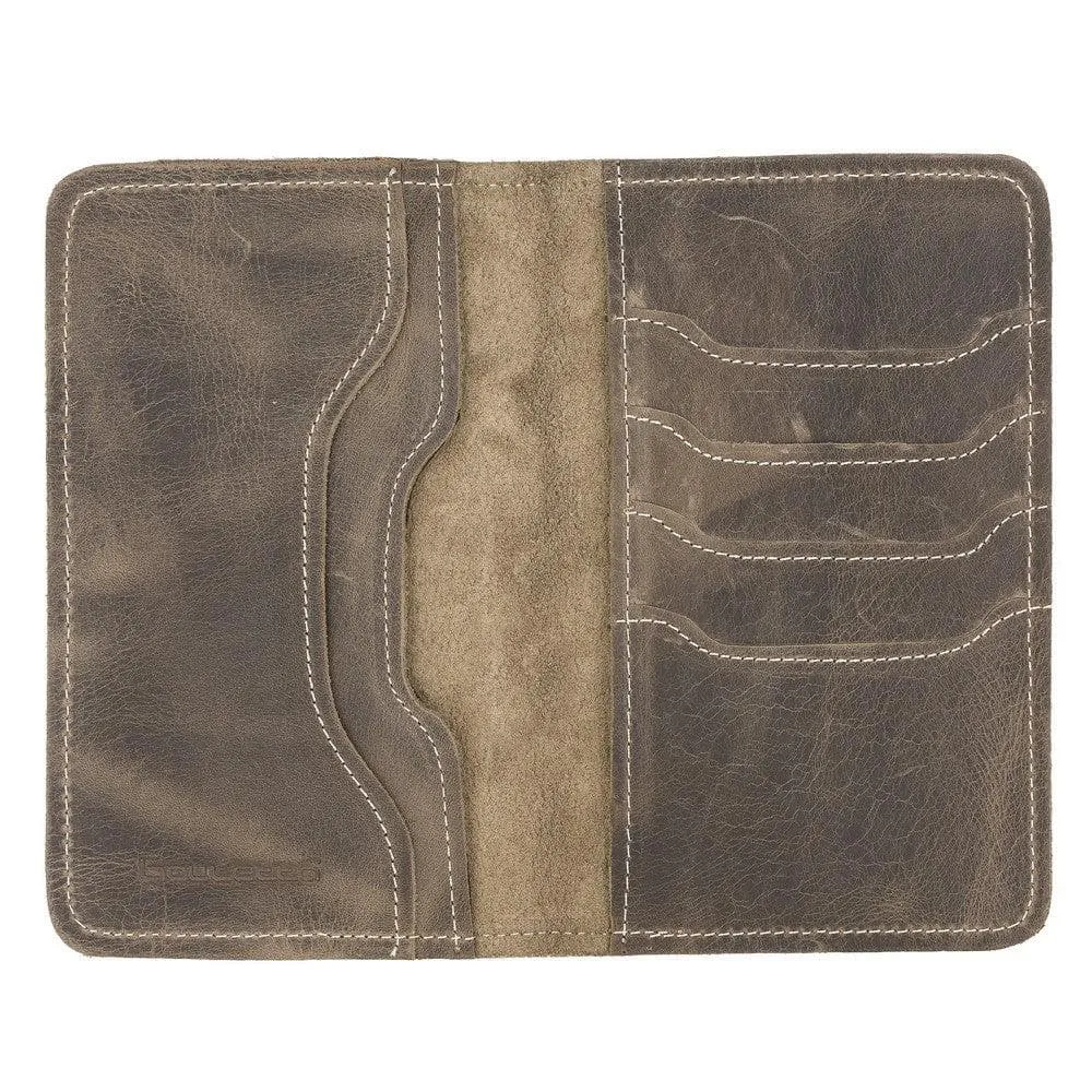Voyager Leather Passport Wallet, Roma Brown