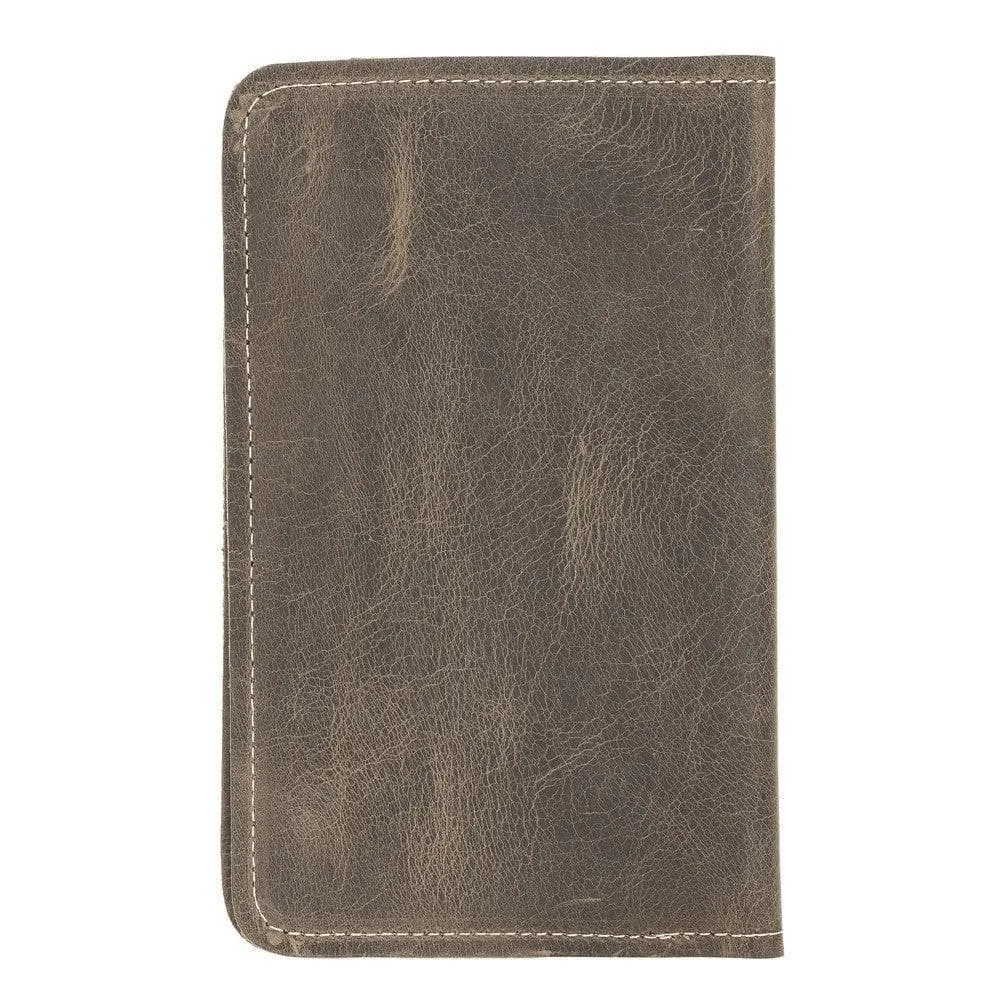 Voyager Leather Passport Wallet, Roma Brown